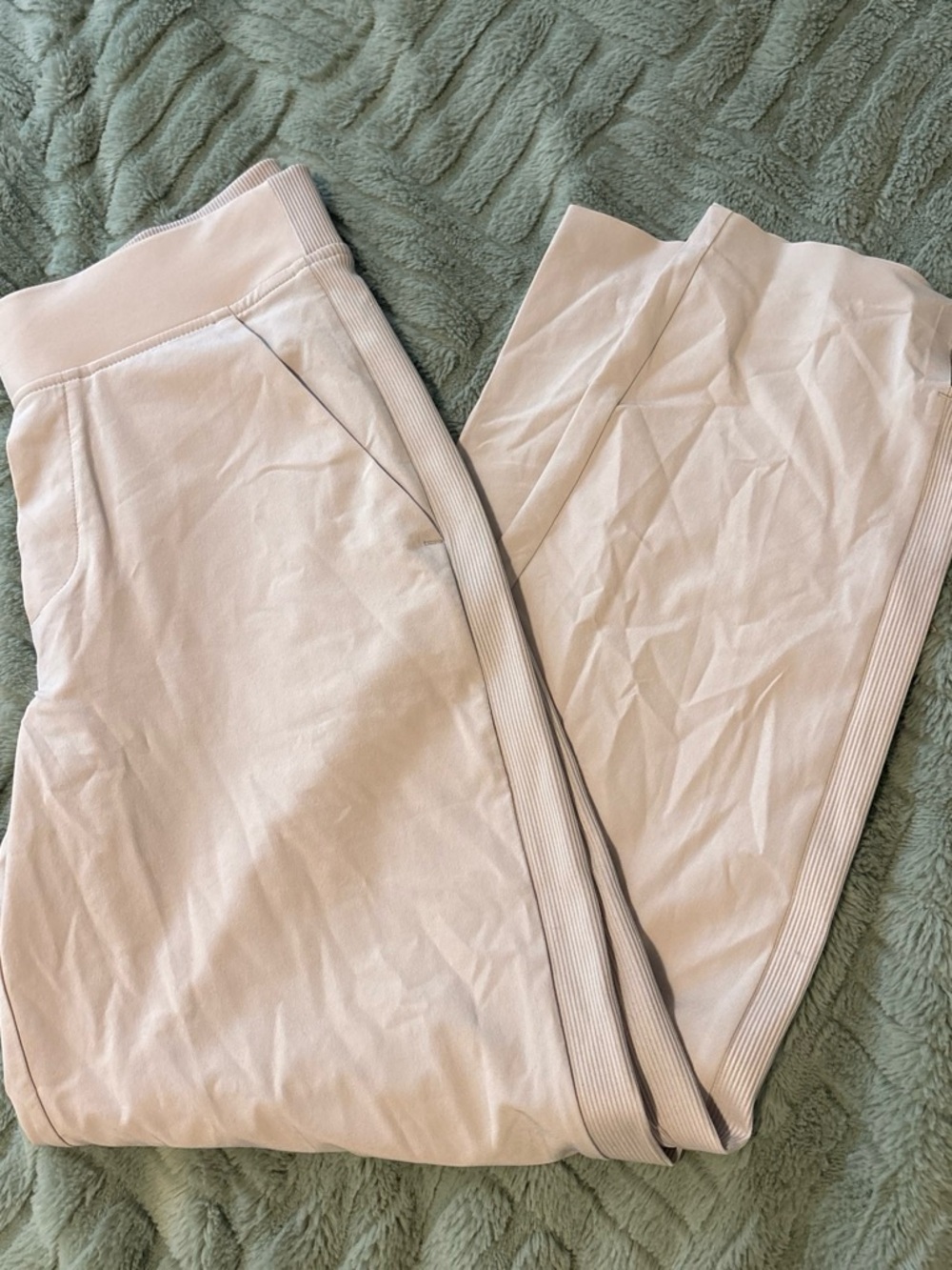 Athleta Light Beige (Abalone) Women's Brooklyn Pant